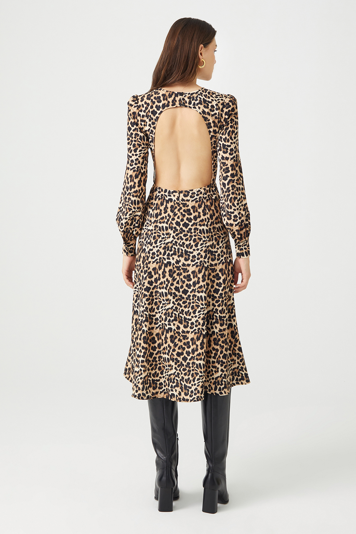 LINDY Leopard Print Backless Midi Dress